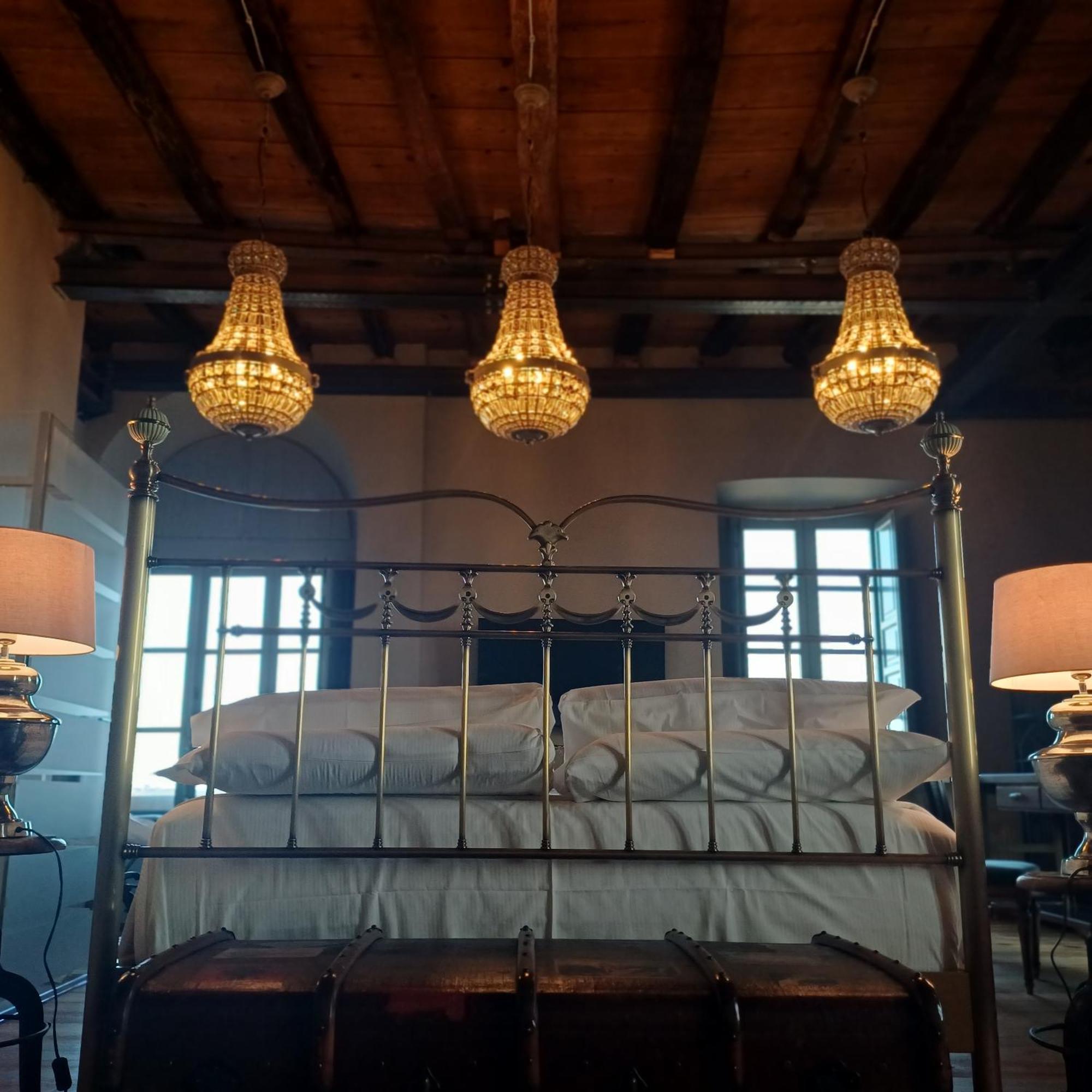 Palazzo Boyl 1840 Hotel Cagliari Ngoại thất bức ảnh
