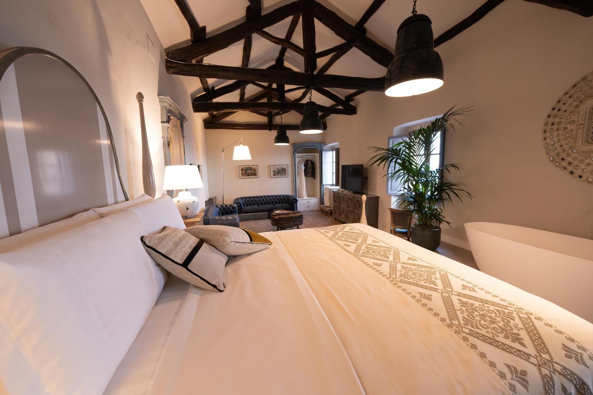 Palazzo Boyl 1840 Hotel Cagliari Ngoại thất bức ảnh