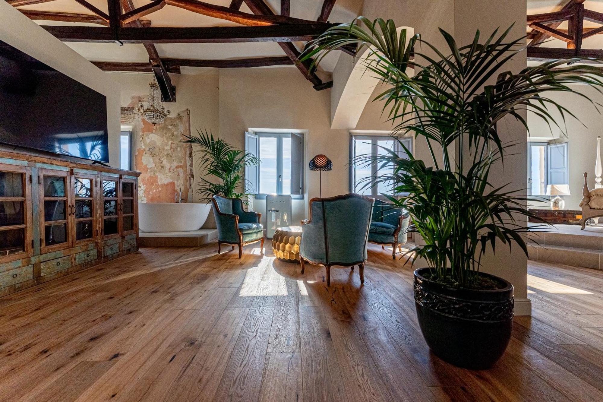 Palazzo Boyl 1840 Hotel Cagliari Ngoại thất bức ảnh