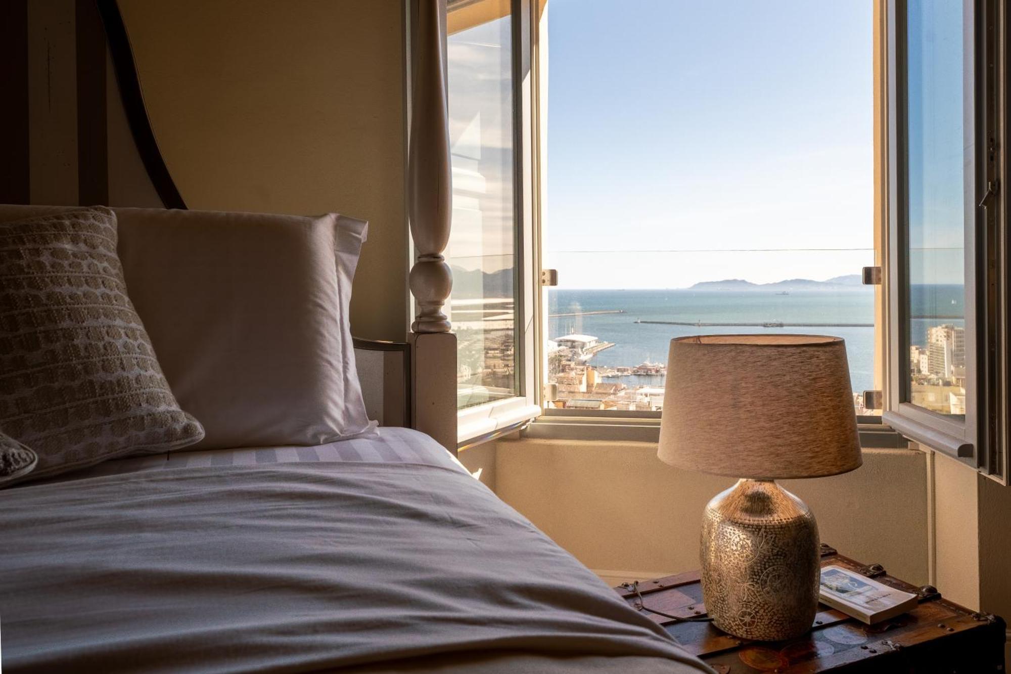 Palazzo Boyl 1840 Hotel Cagliari Ngoại thất bức ảnh