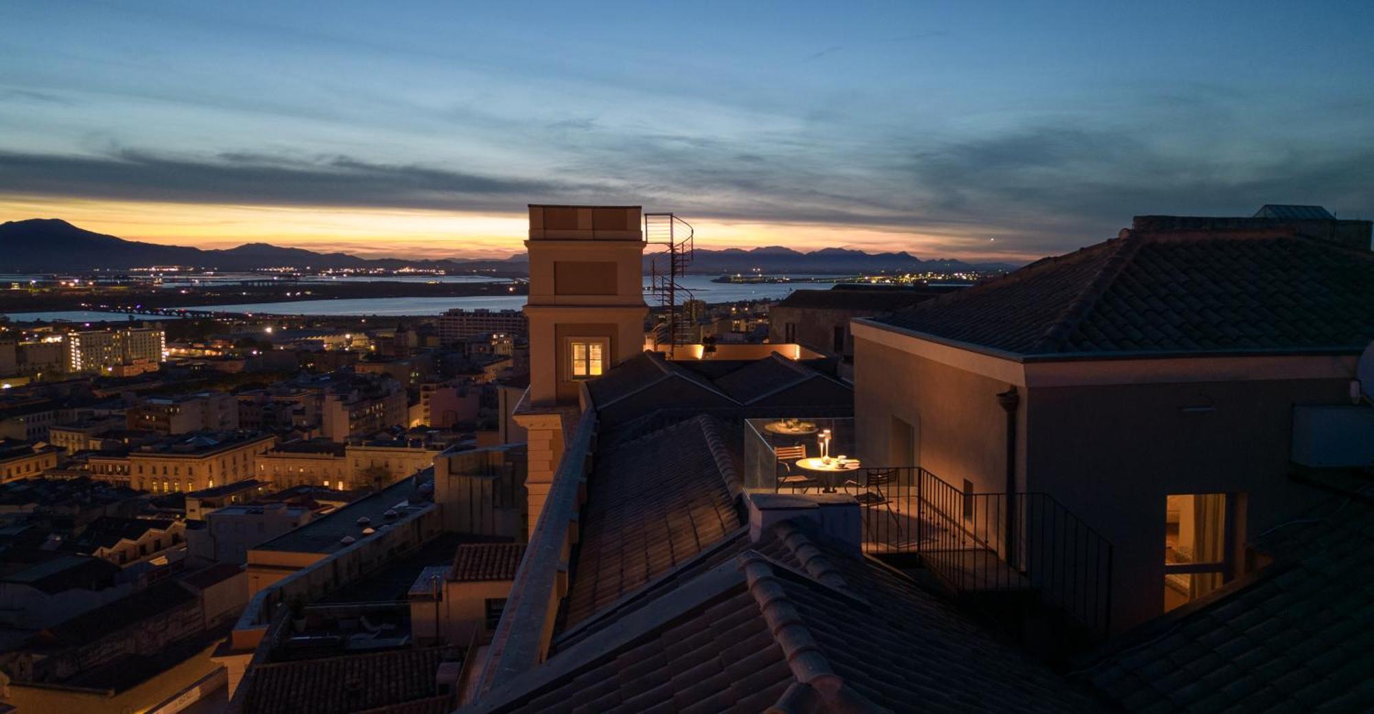 Palazzo Boyl 1840 Hotel Cagliari Ngoại thất bức ảnh